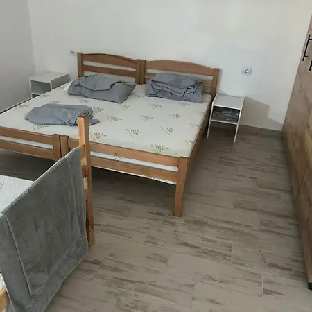 Apartment Rroku
