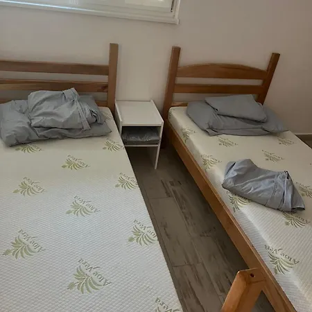 Rroku Apartment *